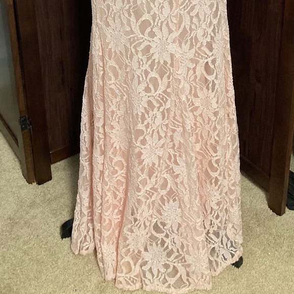 Floor length shimmery formal dress. Low cut back - Picture 2 of 4
